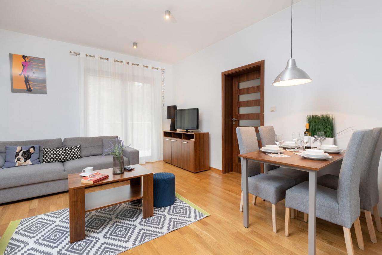 Villa 4 Pory Roku By Noclegi Renters Jastrzębia Góra Exterior foto
