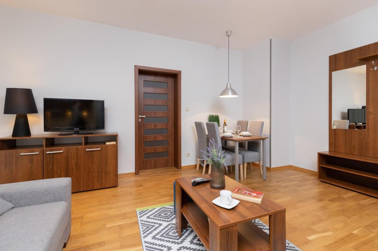 Villa 4 Pory Roku By Noclegi Renters Jastrzębia Góra Exterior foto